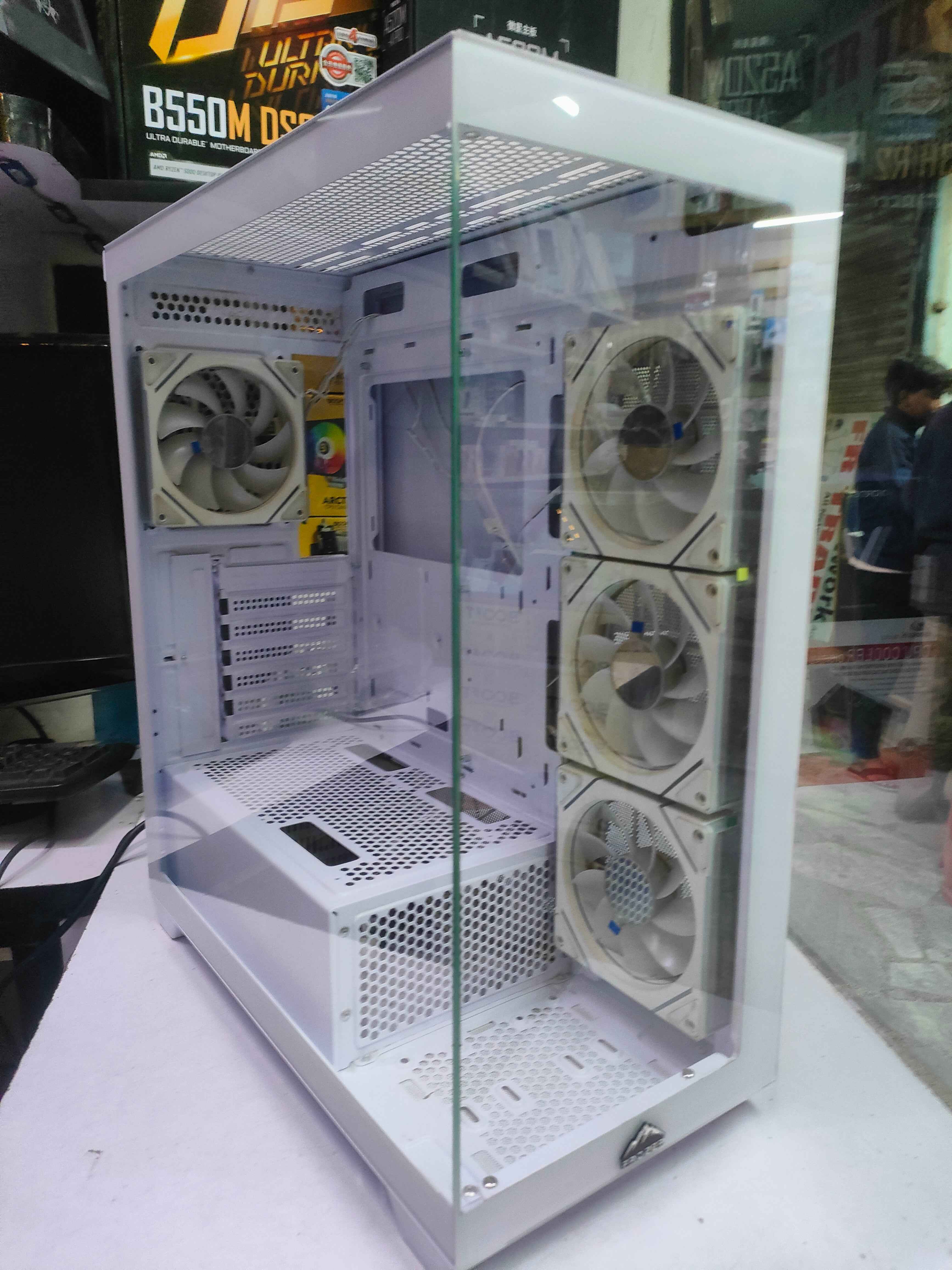 Frozer Aura ATX Gaming Case White with Tempered Glass